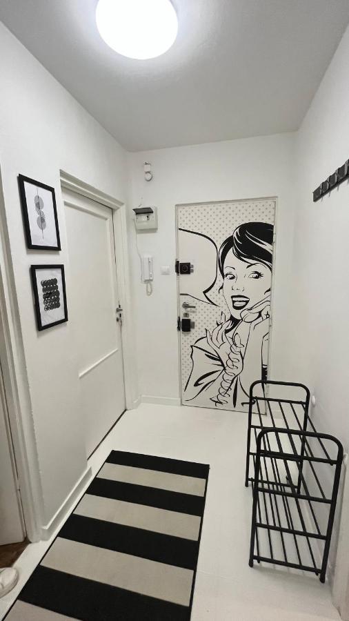 Warszawa Wola Pokoje Hostel ภายนอก รูปภาพ