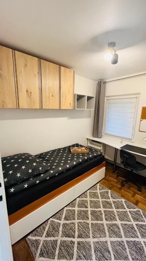 Warszawa Wola Pokoje Hostel ภายนอก รูปภาพ