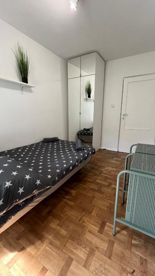 Warszawa Wola Pokoje Hostel ภายนอก รูปภาพ