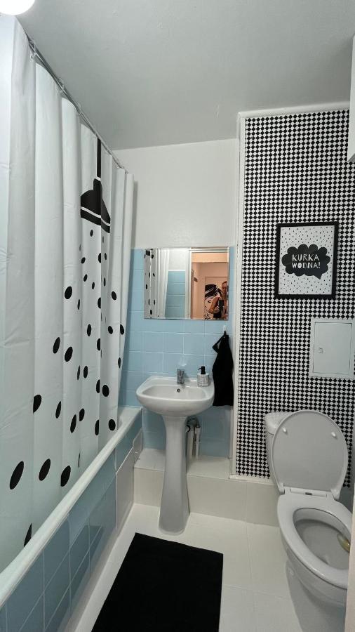 Warszawa Wola Pokoje Hostel ภายนอก รูปภาพ